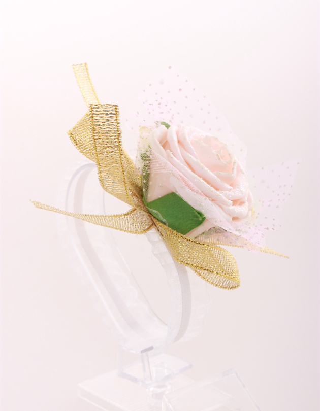 Blossom Bridesmaid Corsage in Vanilla